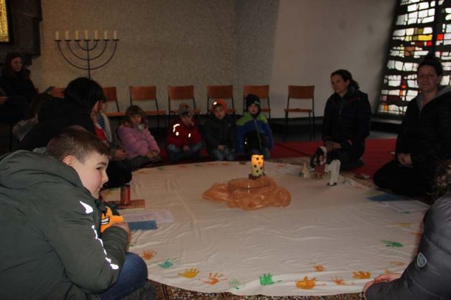 131. Kinderkriche Samariterin am Brunnen 2020 – Bild 6