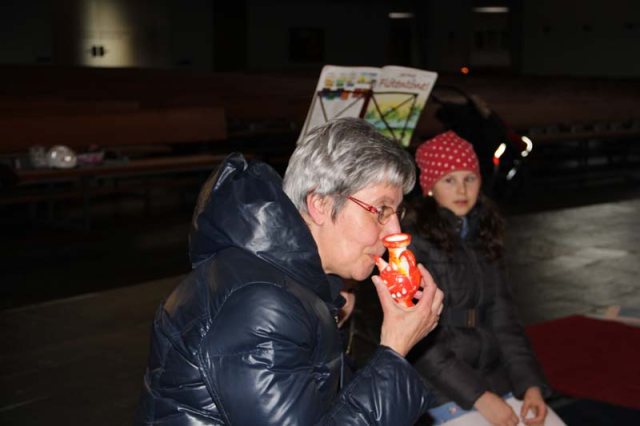 131. Kinderkriche Samariterin am Brunnen 2020 – Bild 13