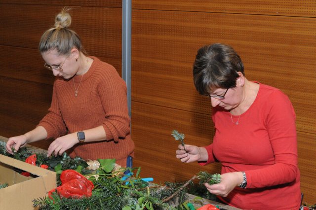Adventkranzbinden 2023 – Bild 16