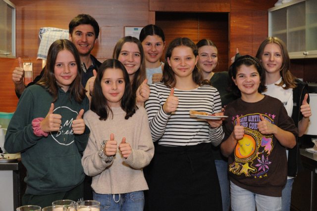Adventkranzbinden 2023 – Bild 12