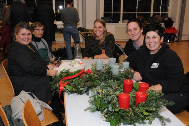 Adventkranzbinden 2024 – Bild 3
