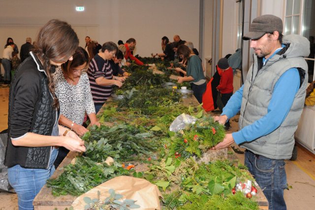 Adventkranzbinden 2024 – Bild 24