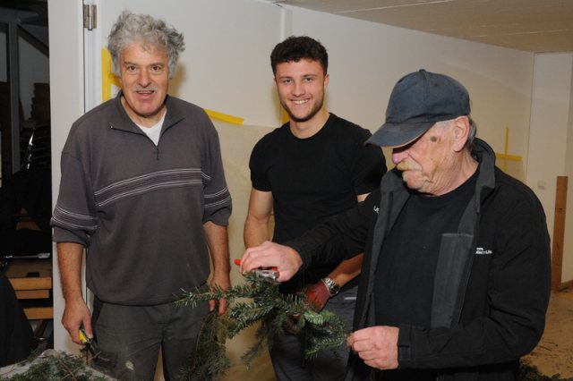 Adventkranzbinden 2024 – Bild 6