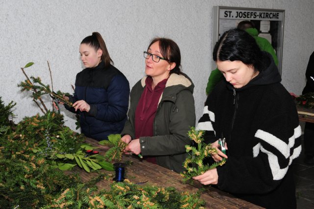 Palmbinden und Ratschenbau 2023 – Bild 9