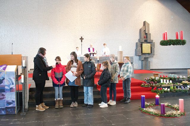 Wortgottesfeier für Groß und Klein – Bild 13