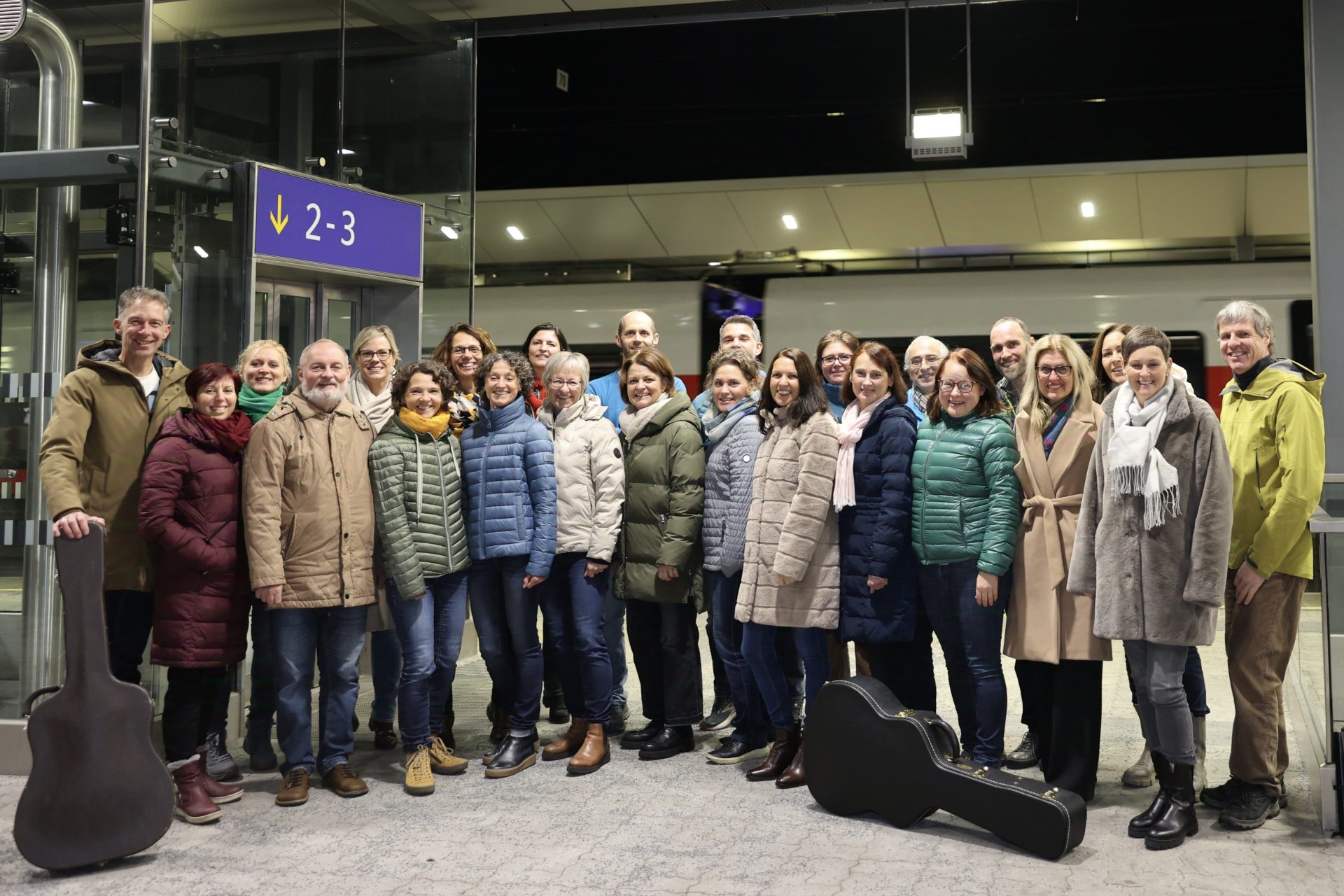 Gottesdienst mit Karin Ebner und dem Chor Shalom